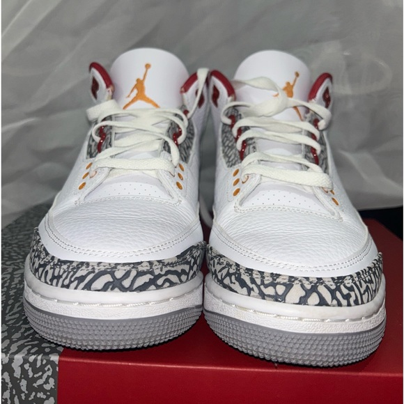 Jordan 3 Cardinal - Picture 2 of 6